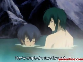 Pair of hentai boyz getting hot bath in a pool